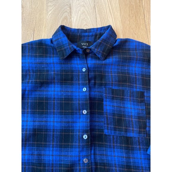 Vici Women’s Top Button-Down Plaid Flannel Shirt Blue Small - Picture 2 of 10